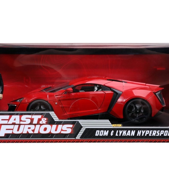 Fast & Furious 1:18 Scale Lykan Hypersport Die-cast Vehicle with Dom Figure - Picture 13 of 17